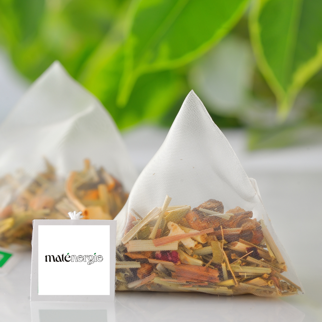 MATÉ MANGUE ORANGE BIO・Boost énergétique. Allie fraîcheur et saveurs exotiques.