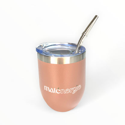 Calebasse Inox Rose livrée avec bombilla et brosse, idéale pour un rituel de maté moderne et élégant.