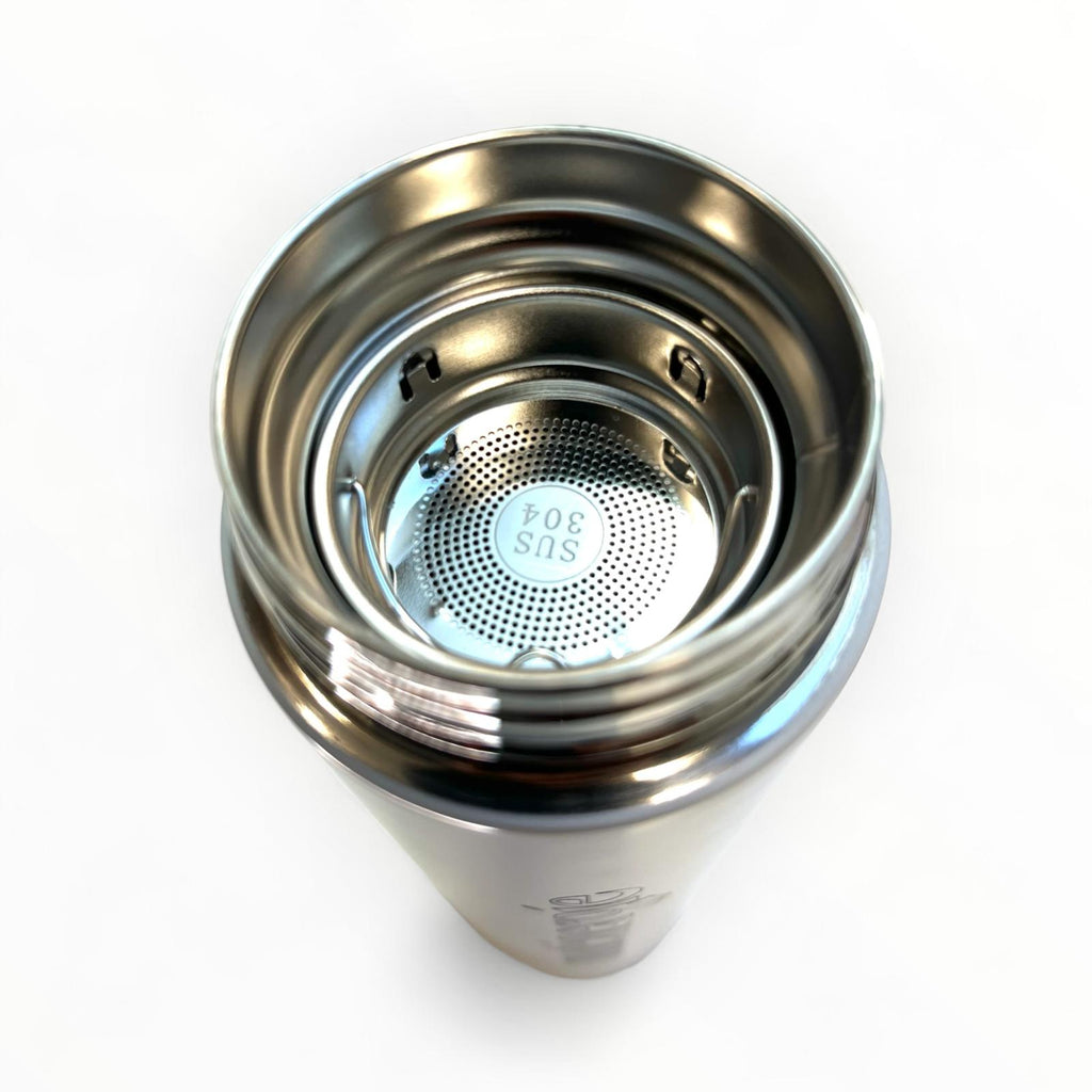 Thermos Blanc avec bouchon en bois élégant et capacité de 500 ml, idéal pour le maté.